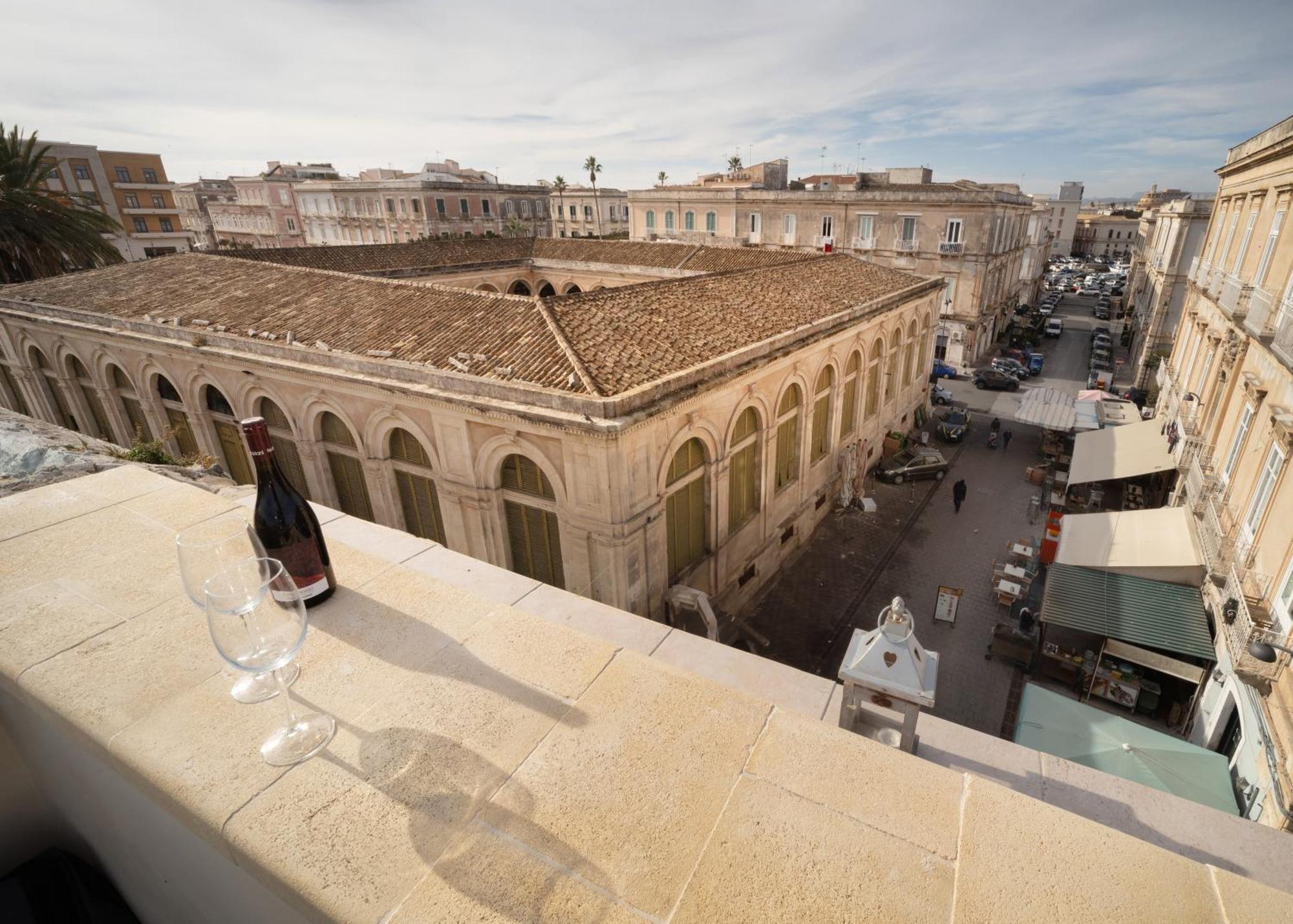 Arco Del Mercato Apartment Syracuse Buitenkant foto